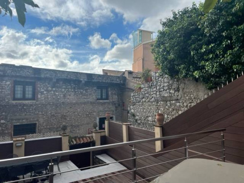 Porzione di casa in vendita a Taormina (ME)