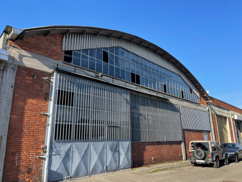 Capannone industriale  in <br/> vendita a Abbiategrasso