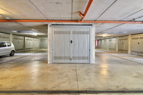 Box - Garage  in <br/> vendita a Milano