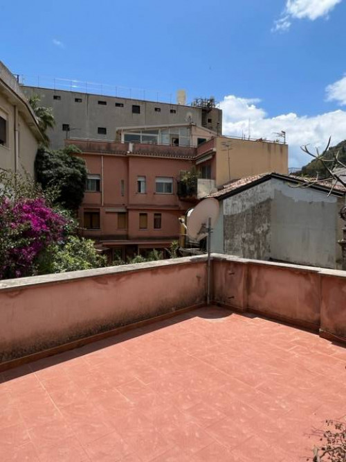 Casa indipendente in vendita a Taormina (ME)