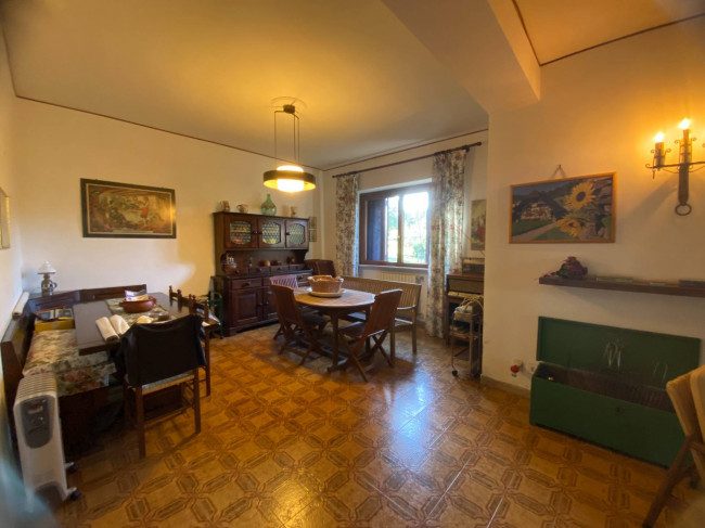 Villa in vendita a Sutri (VT)