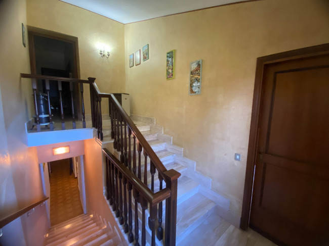 Villa in vendita a Sutri (VT)