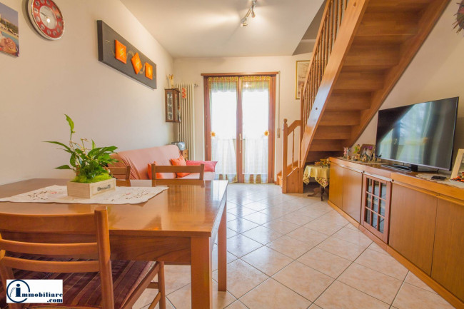 Appartamento in vendita a Azzano, Castel D'azzano (VR)