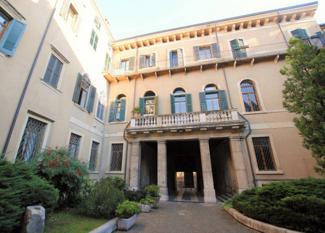 Appartamento  in <br/> affitto a Verona