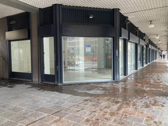 Negozio  in <br/> affitto a Milano