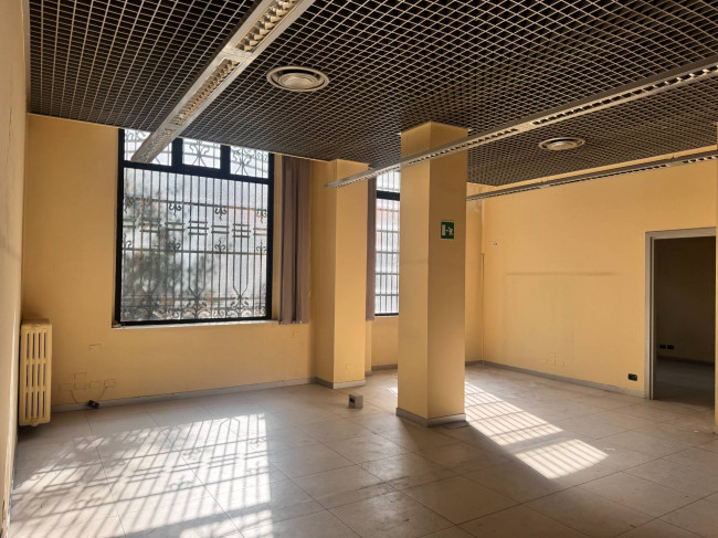 Negozio  in <br/> affitto a Milano