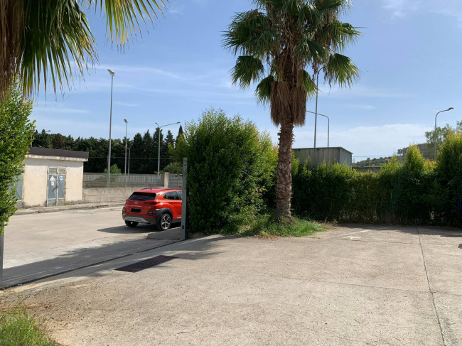 Ufficio/studio  in <br/> affitto a Caraffa di Catanzaro