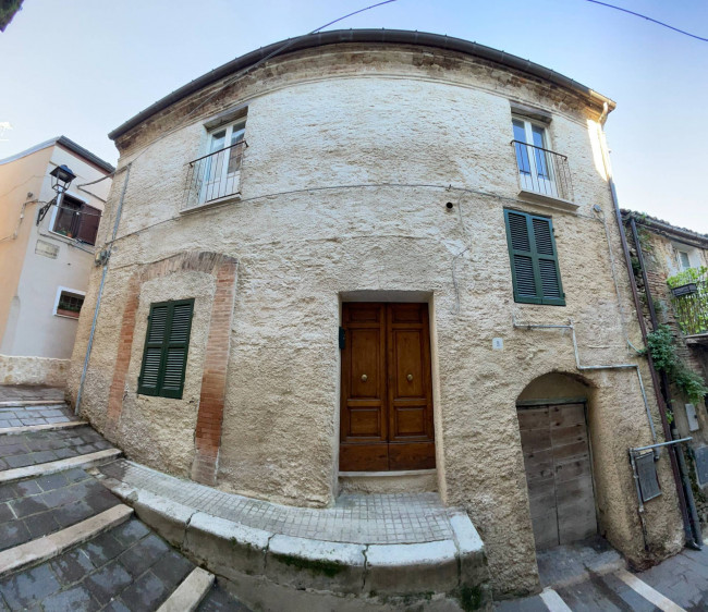 Casa indipendente in vendita a Bucchianico