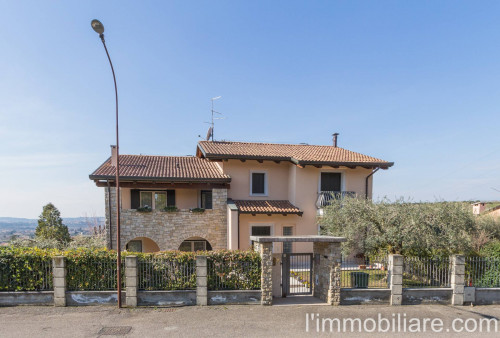 Villa Singola  in <br/> vendita a San Pietro in Cariano