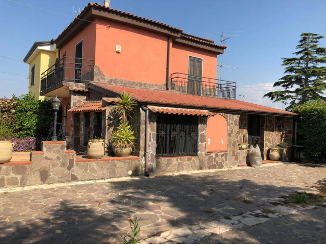 Villa a Schiera  in <br/> vendita a Capaccio