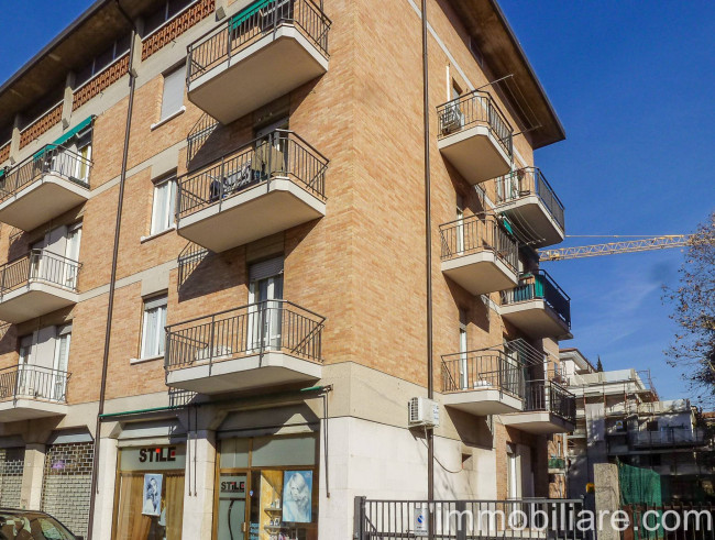 Negozio  in <br/> vendita a Verona