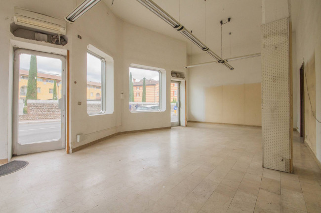 Negozio  in <br/> vendita a Castel d'Azzano