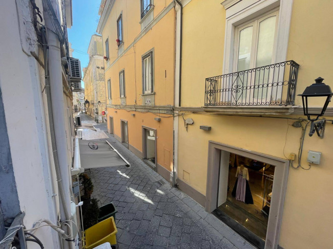 Negozio  in <br/> affitto a Caserta