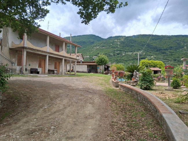 Villa Singola  in <br/> vendita a Roccadaspide