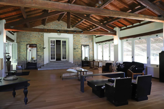 Casale/Rustico  in <br/> vendita a Collecchio