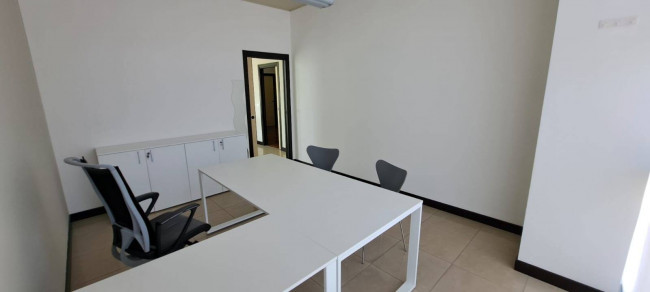 Ufficio/studio in affitto a Città Sant'Angelo
