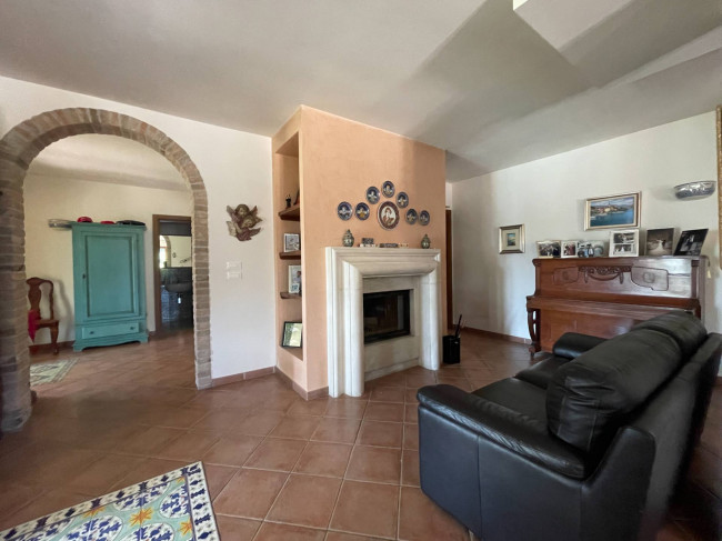 Villa Singola in vendita a Loreto Aprutino