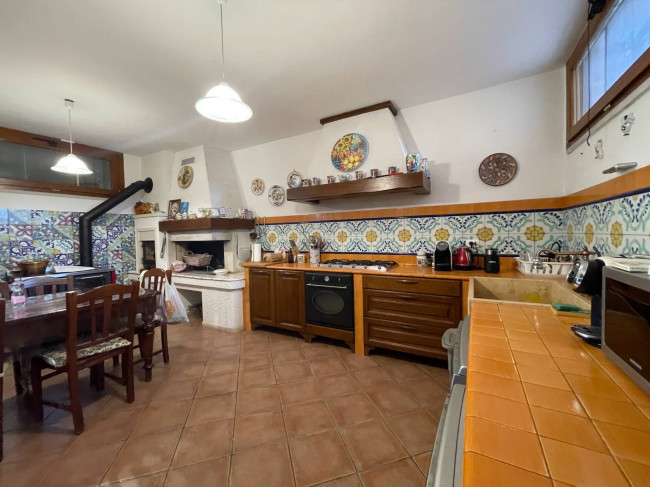 Villa Singola in vendita a Loreto Aprutino