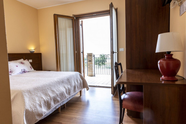 Villa Singola in vendita a Loreto Aprutino