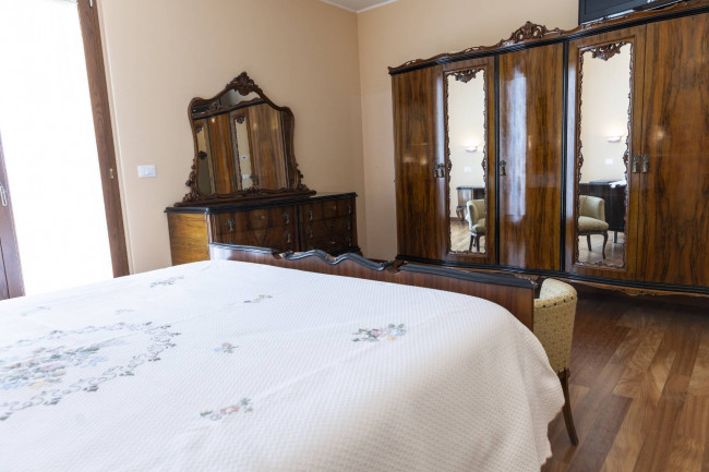 Villa Singola in vendita a Loreto Aprutino