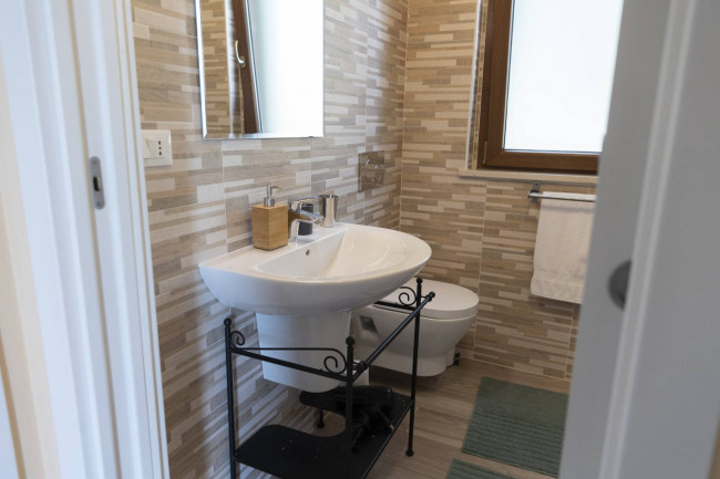 Villa Singola in vendita a Loreto Aprutino