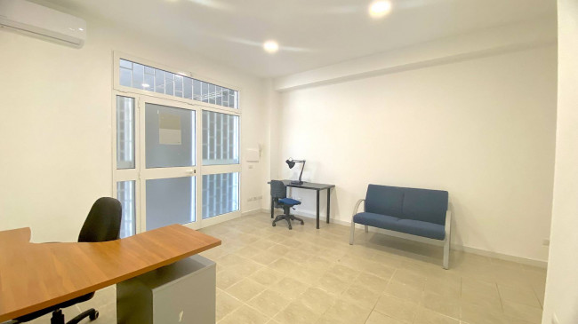 Ufficio/studio  in <br/> vendita a Roma