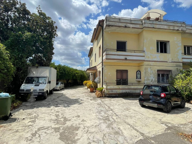 Casa indipendente  in <br/> vendita a Caserta