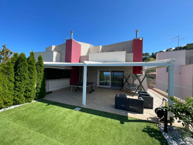 Villa Singola in vendita a Montesilvano