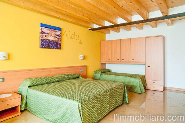 Palazzina/Stabile  in <br/> vendita a Bussolengo