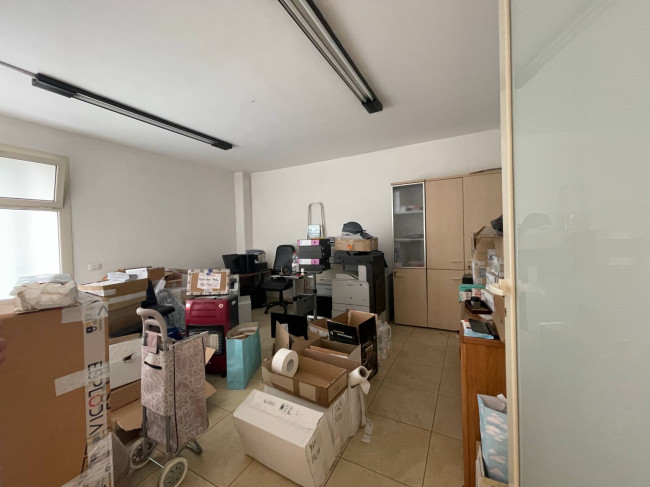 Capannone industriale in vendita a San Giovanni Teatino