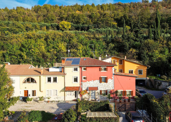 Casale/Rustico  in <br/> vendita a Verona
