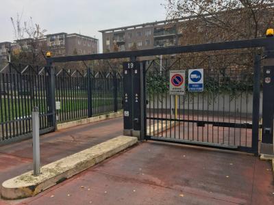Box - Garage  in <br/> affitto a Milano