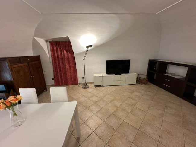   in <br/> rent a Napoli