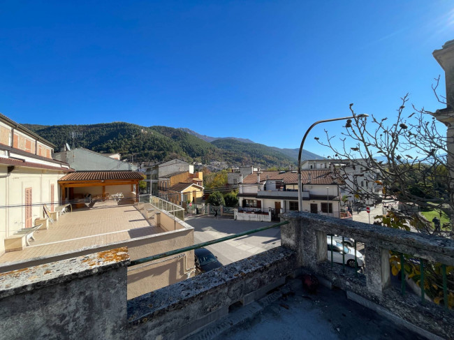 Villa Singola in vendita a Popoli