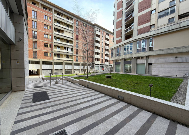   in <br/> rent a Verona