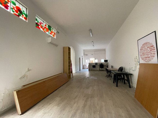 Deposito/Magazzino in vendita a Pescara