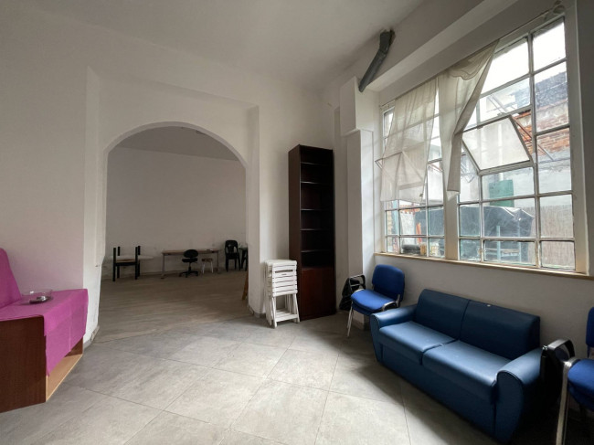 Deposito/Magazzino in vendita a Pescara