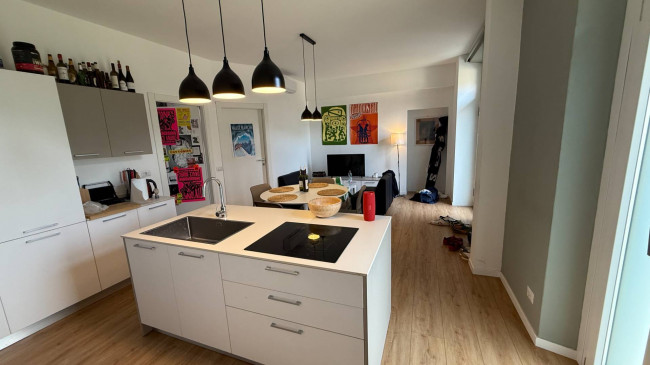   in <br/> rent a Milano