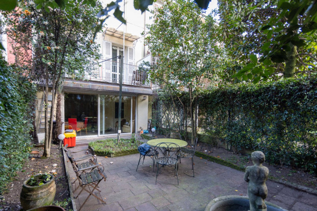 Villa a Schiera  in <br/> vendita a Milano