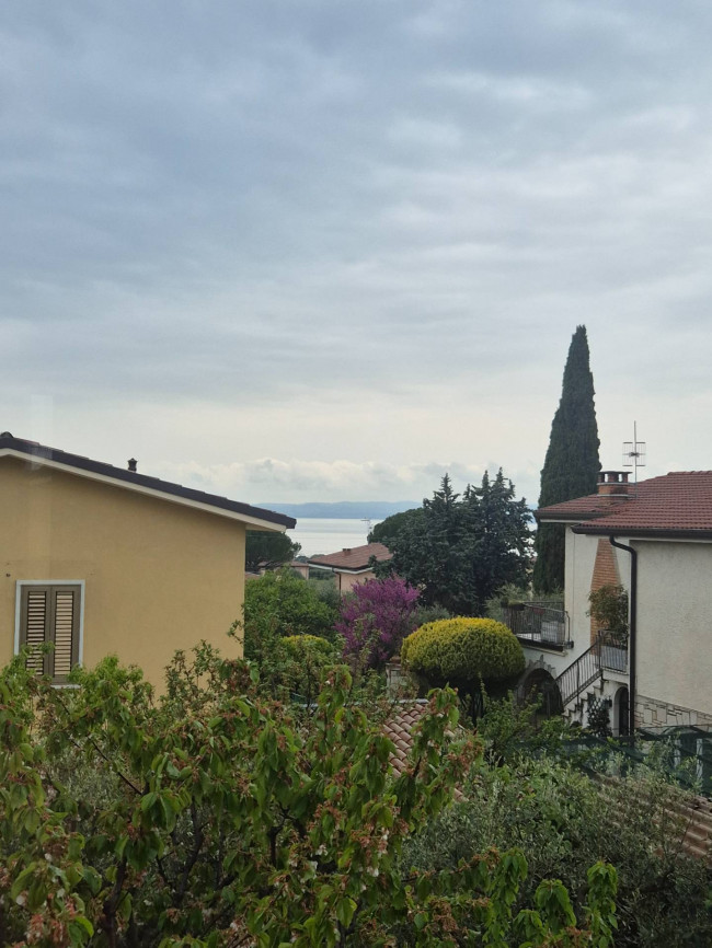 Villa Singola  in <br/> vendita a Bardolino