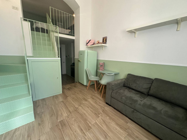   in <br/> rent a Milano