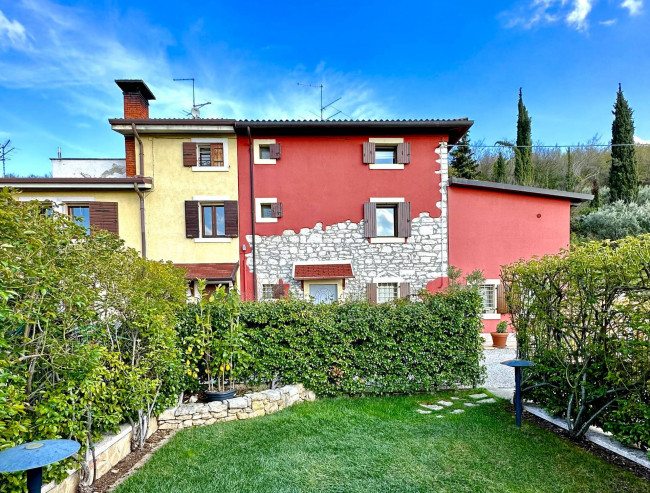 Casale/Rustico  in <br/> vendita a Verona