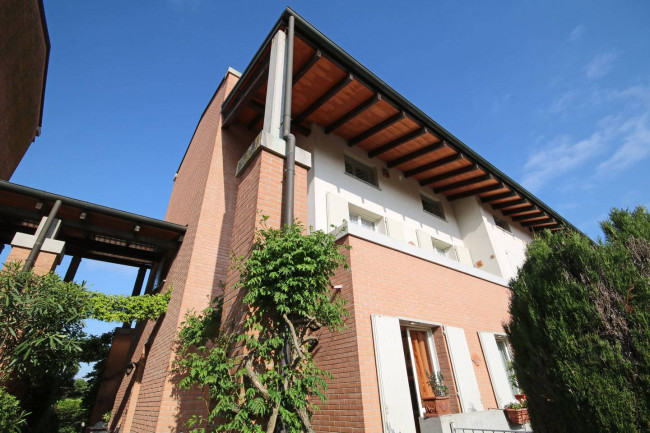 Villa a Schiera  in <br/> vendita a Parma