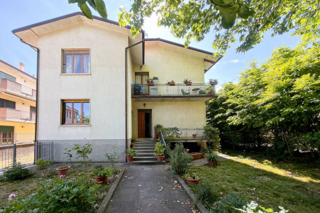Casa indipendente  in <br/> vendita a Calestano