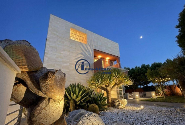 Villa Singola  in <br/> vendita a Lecce