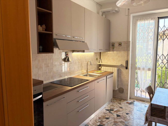   in <br/> rent a Milano