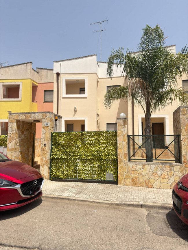 Villa a Schiera  in <br/> vendita a Lecce