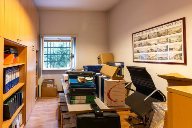 Ufficio/studio  in <br/> vendita a Milano