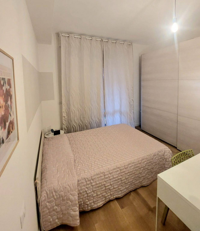 Stanza  in <br/> affitto a Milano