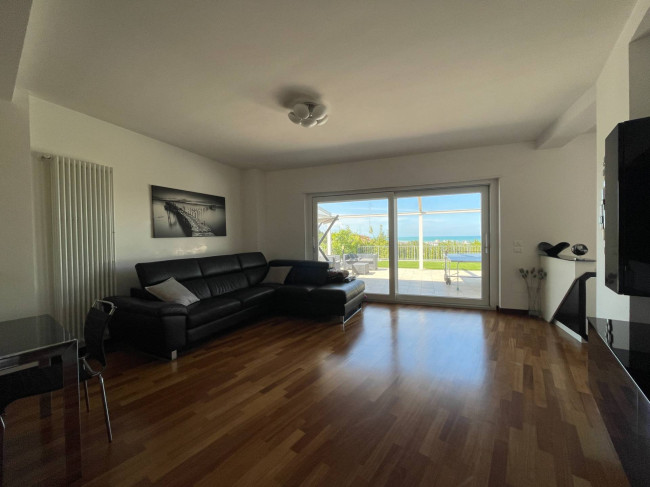 Villa Singola in vendita a Montesilvano